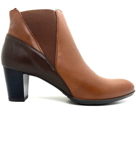 Toulouse Zip Up Heeled Chelsea Boot