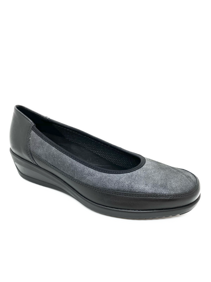 Zurich Mid Heel Wedge Court Shoe