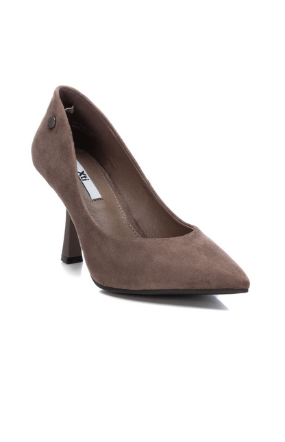 XTI Ladies Slim Heel Court Shoe